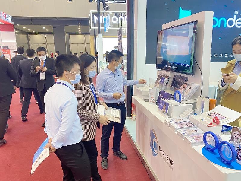 Dr.Clear Aligner Values R&D to Build Products Dr.Clear Aligner Persists in Innovation and Exploration 